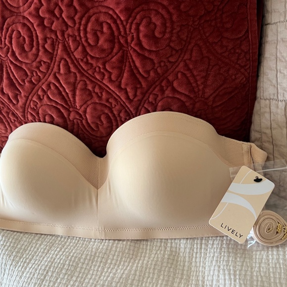 LIVELY The No-Wire Strapless Toasted Almond Strapless Bra - Picture 10 of 16